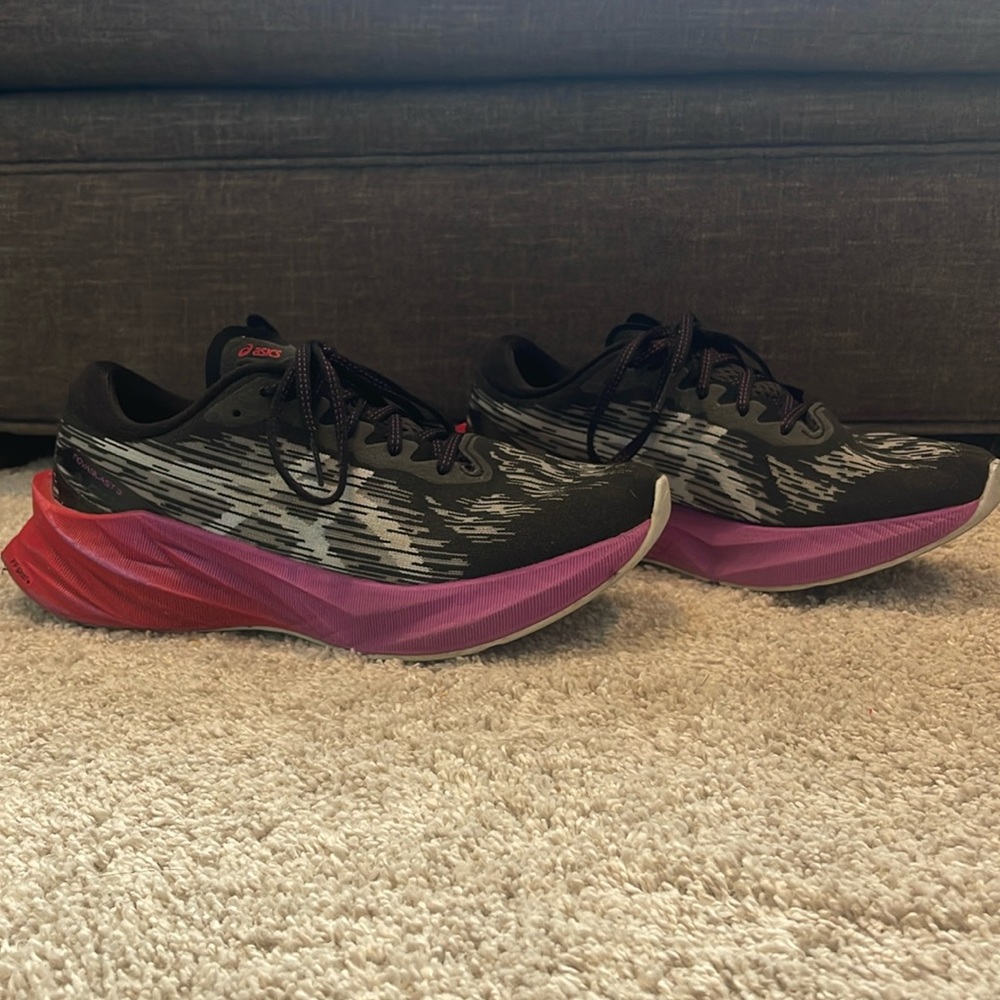 Women’s Asics Novablast 3 Sneakers